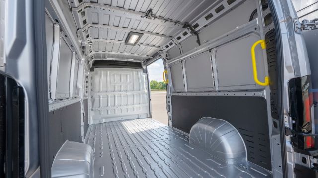 IVECO eSuper Jolly